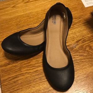 NWOT Black Ballet Flat